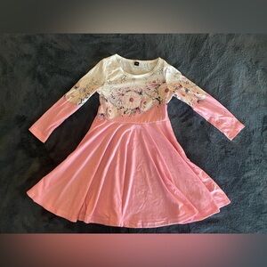 NWOT adorable floral dress girls size 6-8T